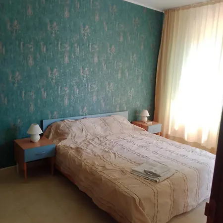 アパート 3 Sanny Day 2 *